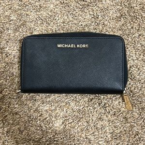 michael kors wallet